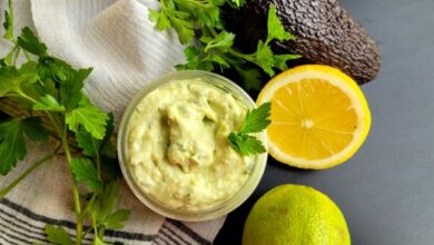 Mexican avocado sauce