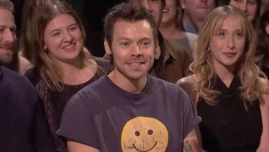 Harry Styles Makes Surprise Cameo During Ryan Gosling’s ‘SNL’ Monologue