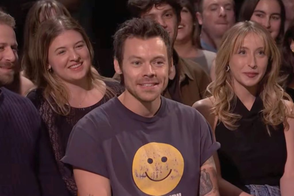 Harry Styles Makes Surprise Cameo During Ryan Gosling’s ‘SNL’ Monologue