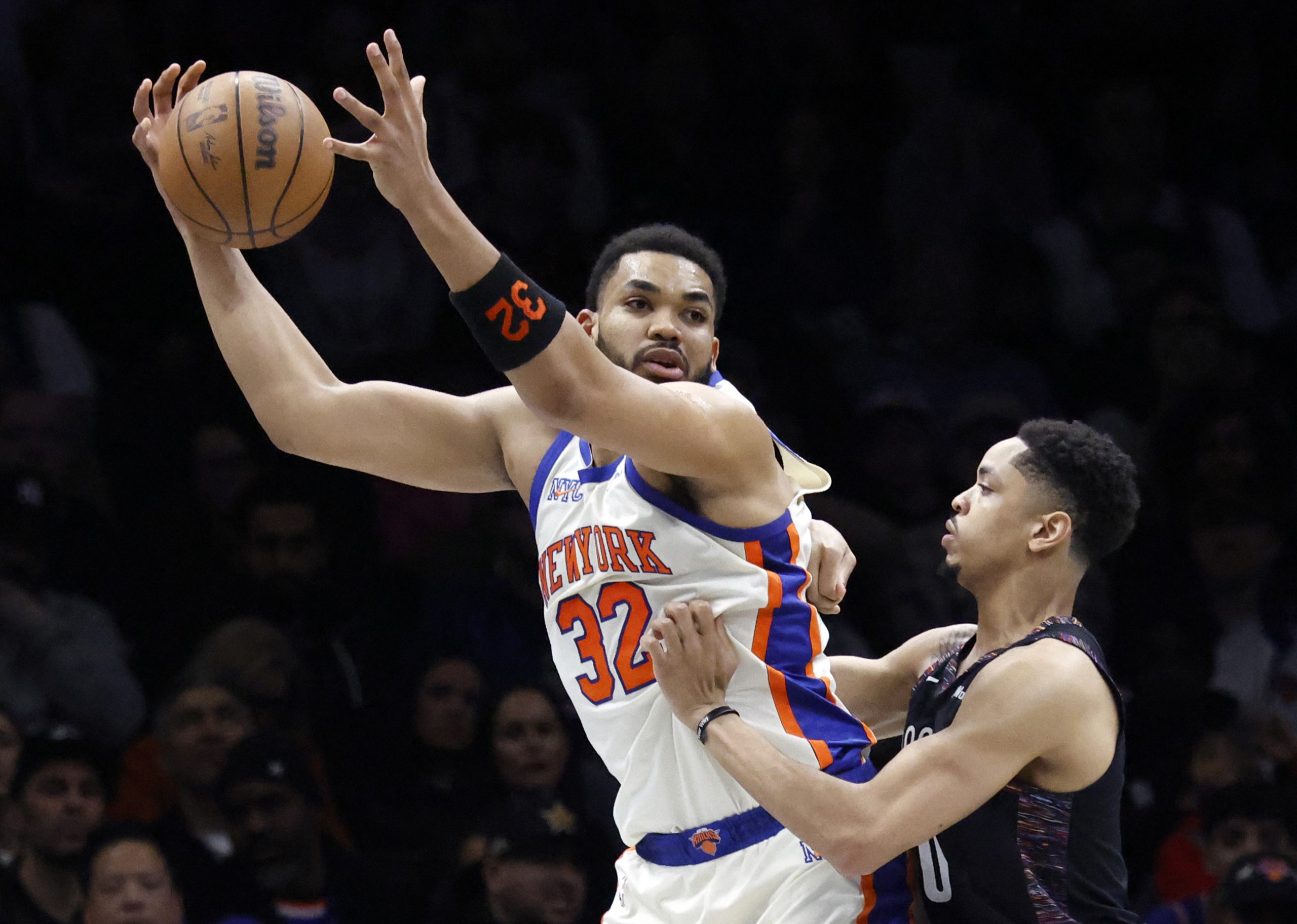 Karl-Anthony Towns listens to recovering father’s advice and suits up for win