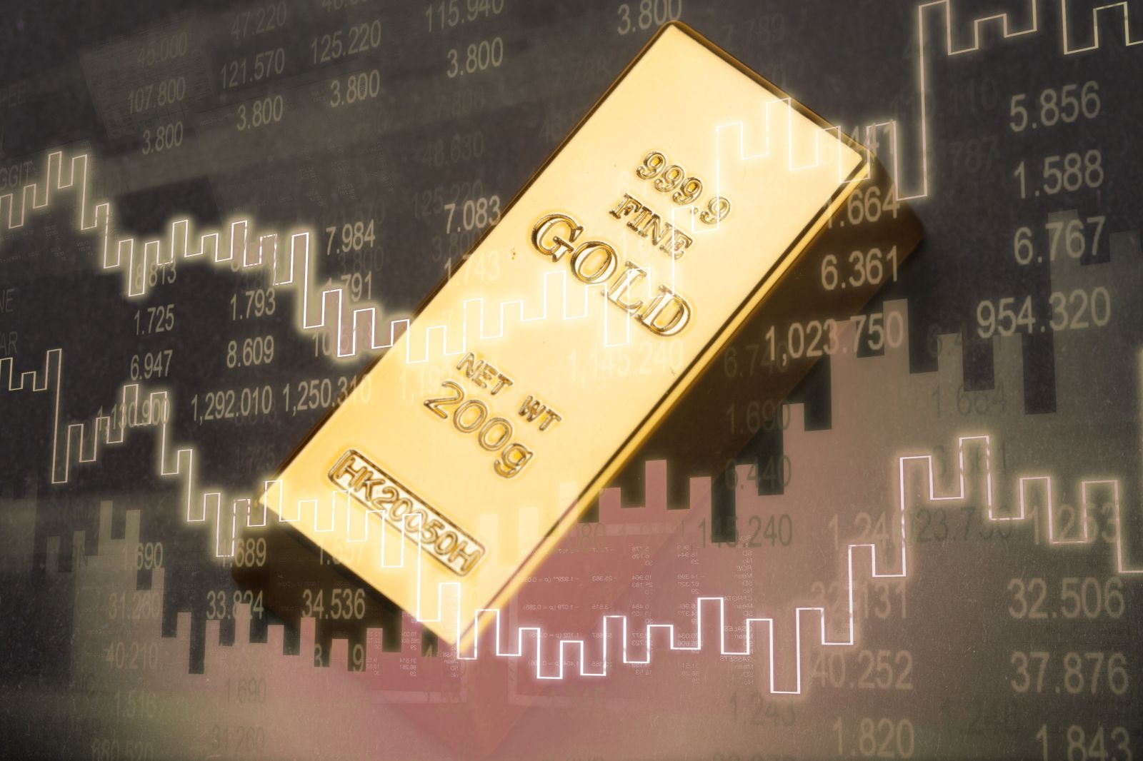 Dollar Declines and Gold Plunges in Hopes Iran War Will Soon End