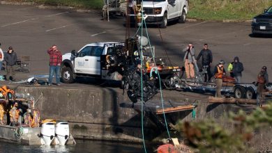 Remains found in car submerged in Oregon river identified as family who mysteriously vanished in 1958