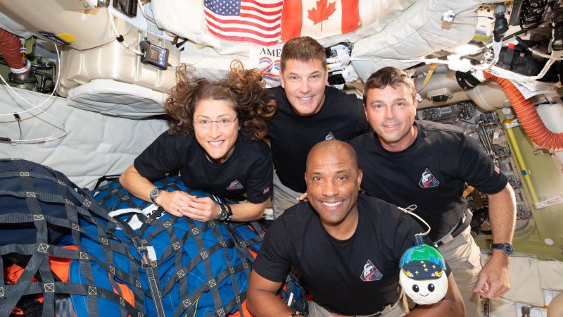 Live updates: Artemis II astronauts splash down off California’s coast