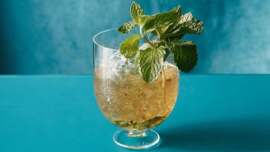 Mint Julep (Bourbon Cocktail With Mint)
