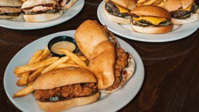 Logan’s Roadhouse Launches Steak ‘N Sides and Roadies Lunch Specials, Both Starting at $9.99