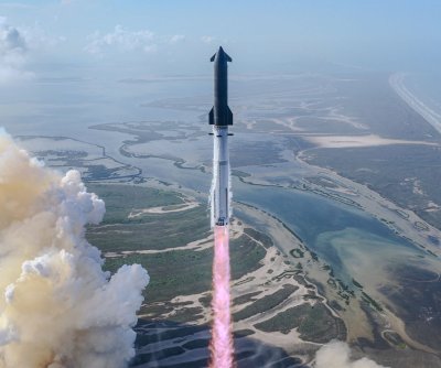 FAA tells SpaceX to investigate booster failure during test launch