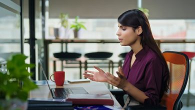 Job seekers are using AI during interviews