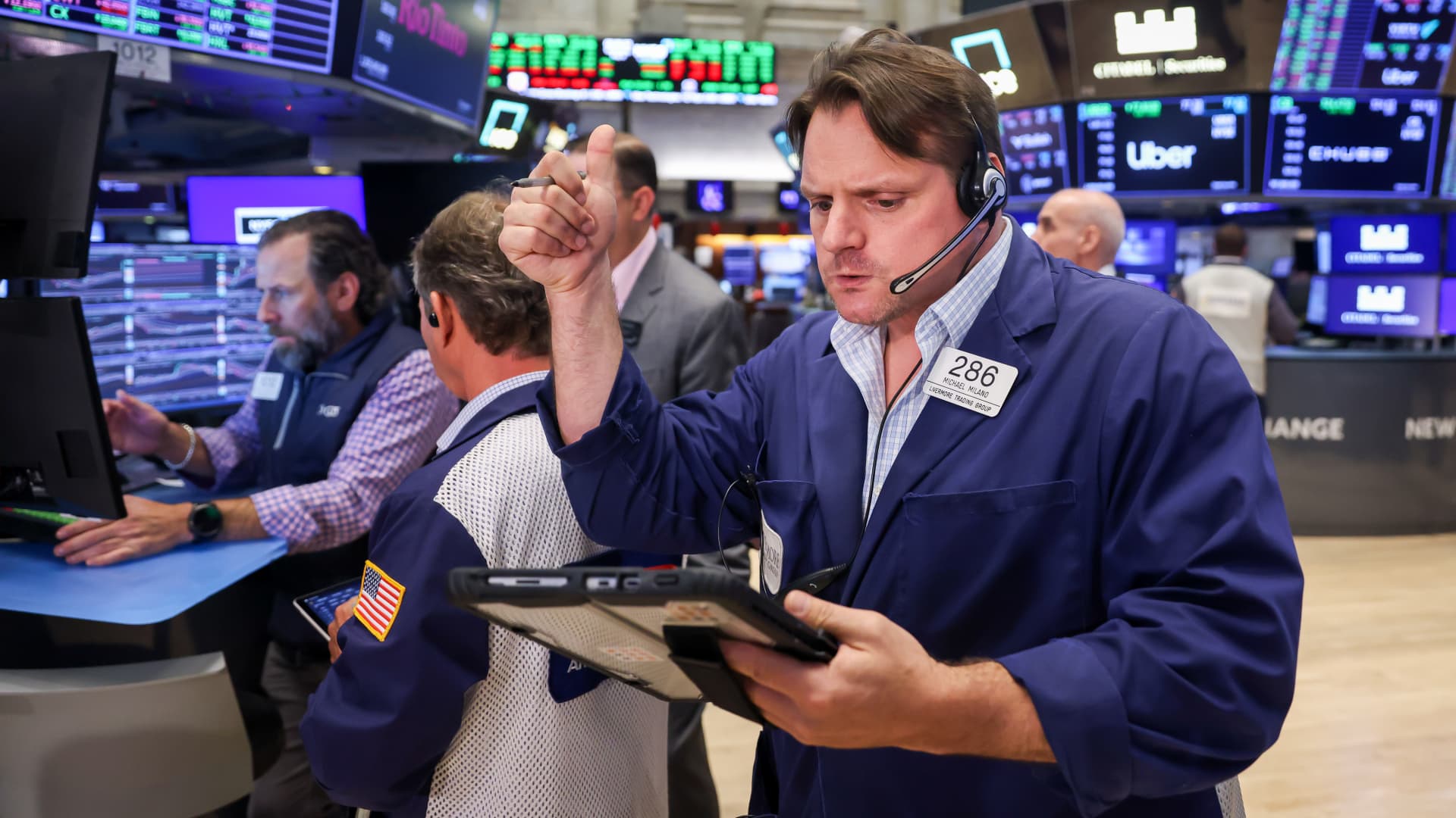 S&P 500 rises to fresh record on strong jobs report and Iran deal hopes, heads for 6th winning week in a row: Live updates