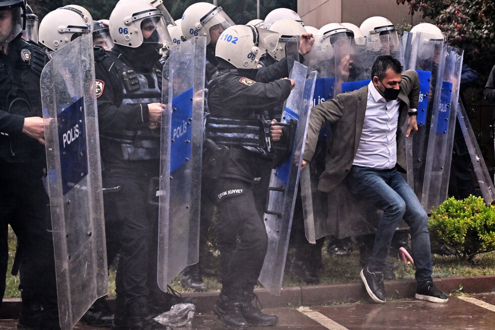 Turkish police storm offices of main opposition CHP party, firing tear gas and rubber bullets