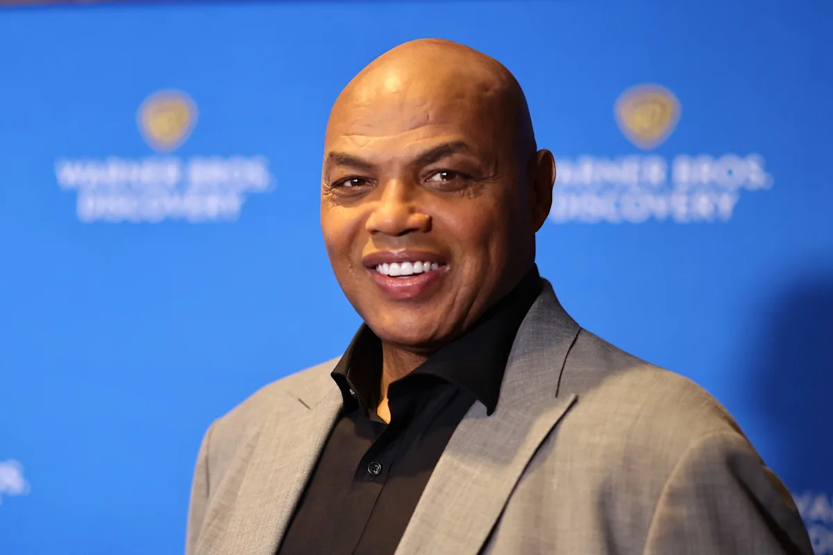 Charles Barkley clarifies ‘dumb basketball’ comment about Spurs’ collapse