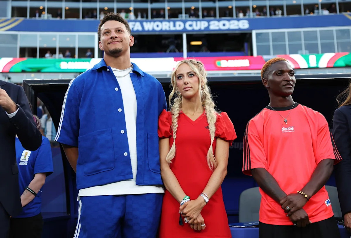 Patrick Mahomes uses 3 emojis to describe Lionel Messi’s World Cup opener