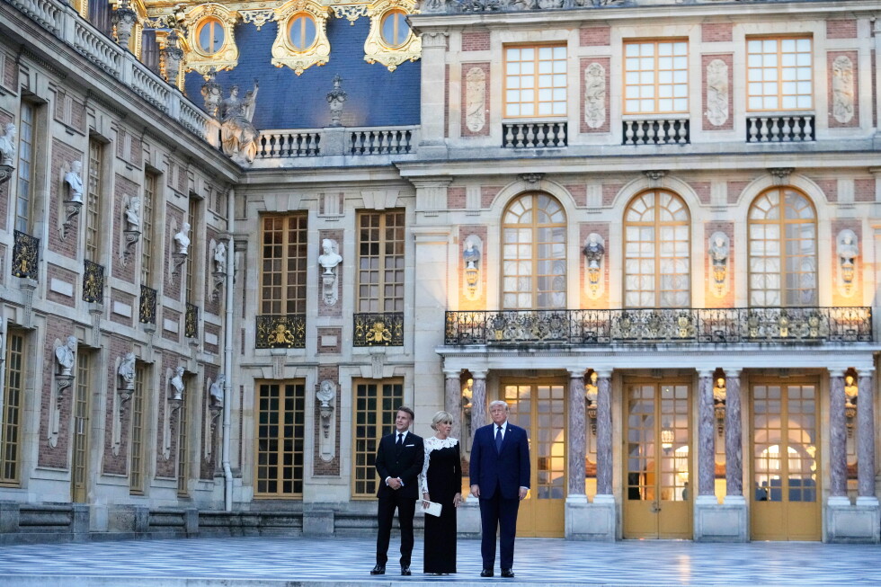 Macron deploys Versailles’ gold, mirrors and history in a high-stakes courtship of Trump