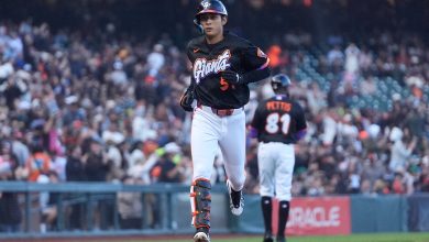 Jung Hoo Lee, Robbie Ray play starring roles in Giants’ win over A’s