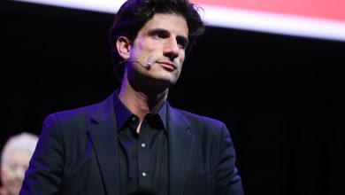 Fast Takes: Some good Dem decisions, librarians gone wild and more