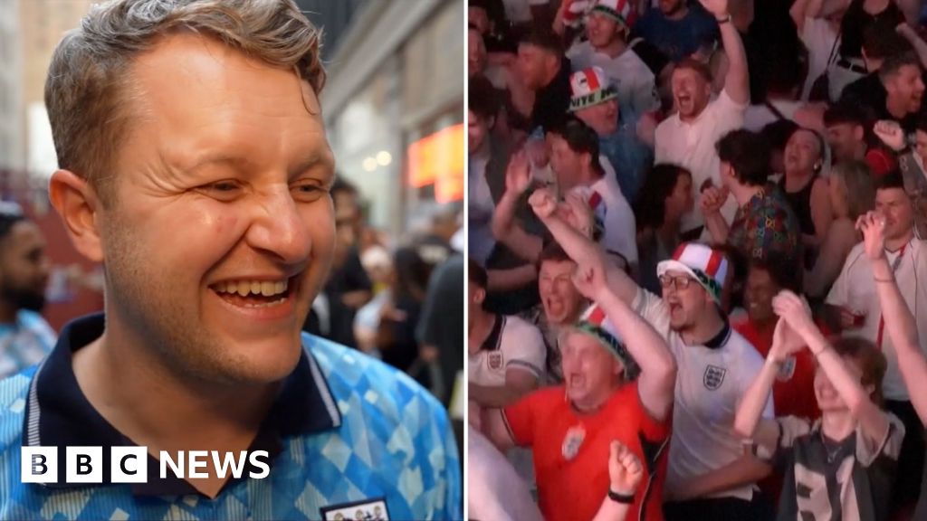 Victory over Panama delights England fans
