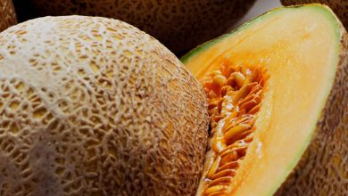 How to Cut a Cantaloupe: Easy Step-by-Step Guide