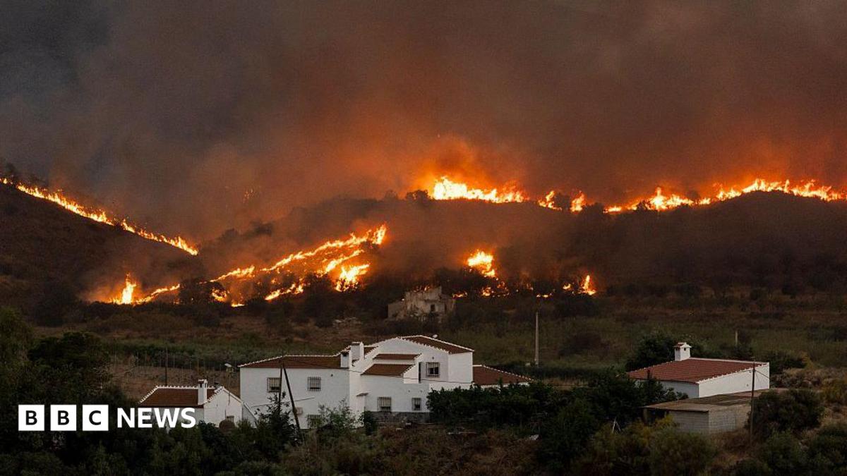 Badly burned British couple rescued from ravine during Spain wildfires