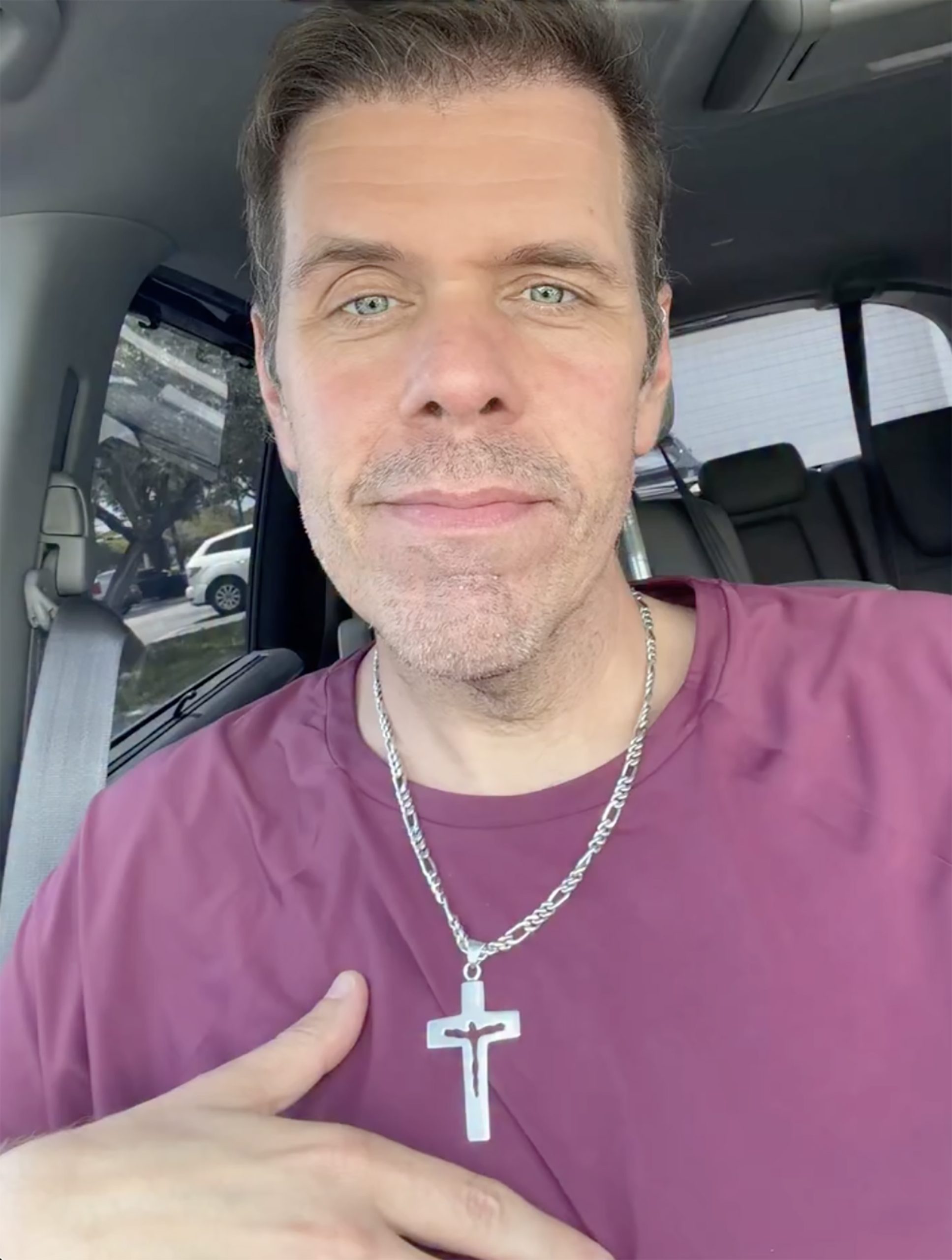 Perez Hilton’s mom files for temporary custody of celeb blogger’s three kids after self-harm incident