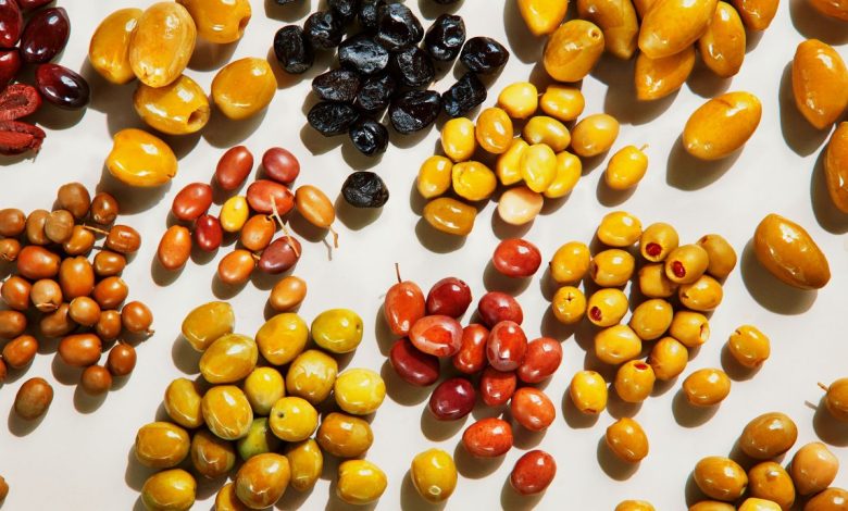 Types of Olives Explained: Castelvetrano, Kalamata, Manzanilla, and More