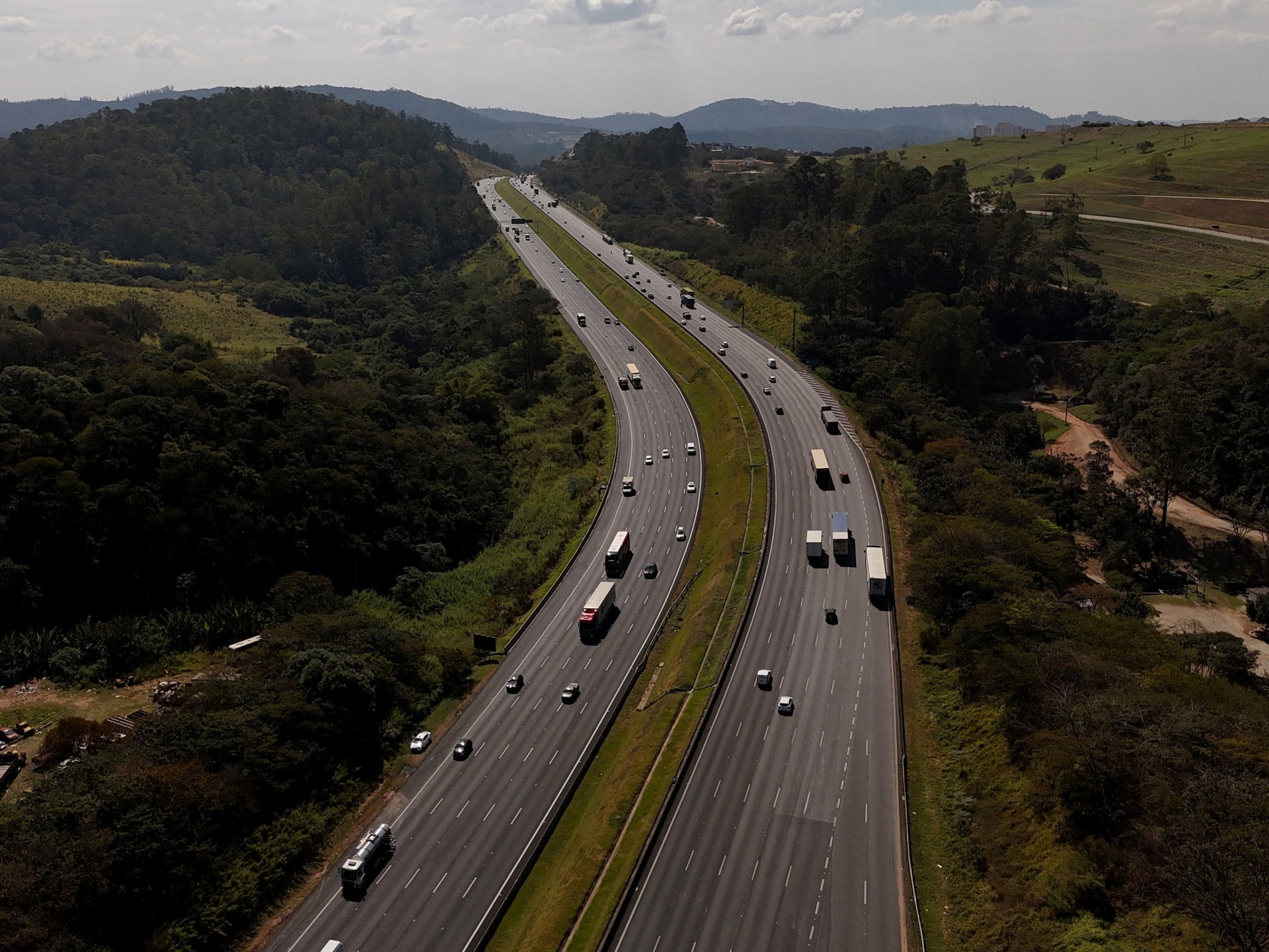 Brazil bus crash kills at least 23 and injures five in Parana state