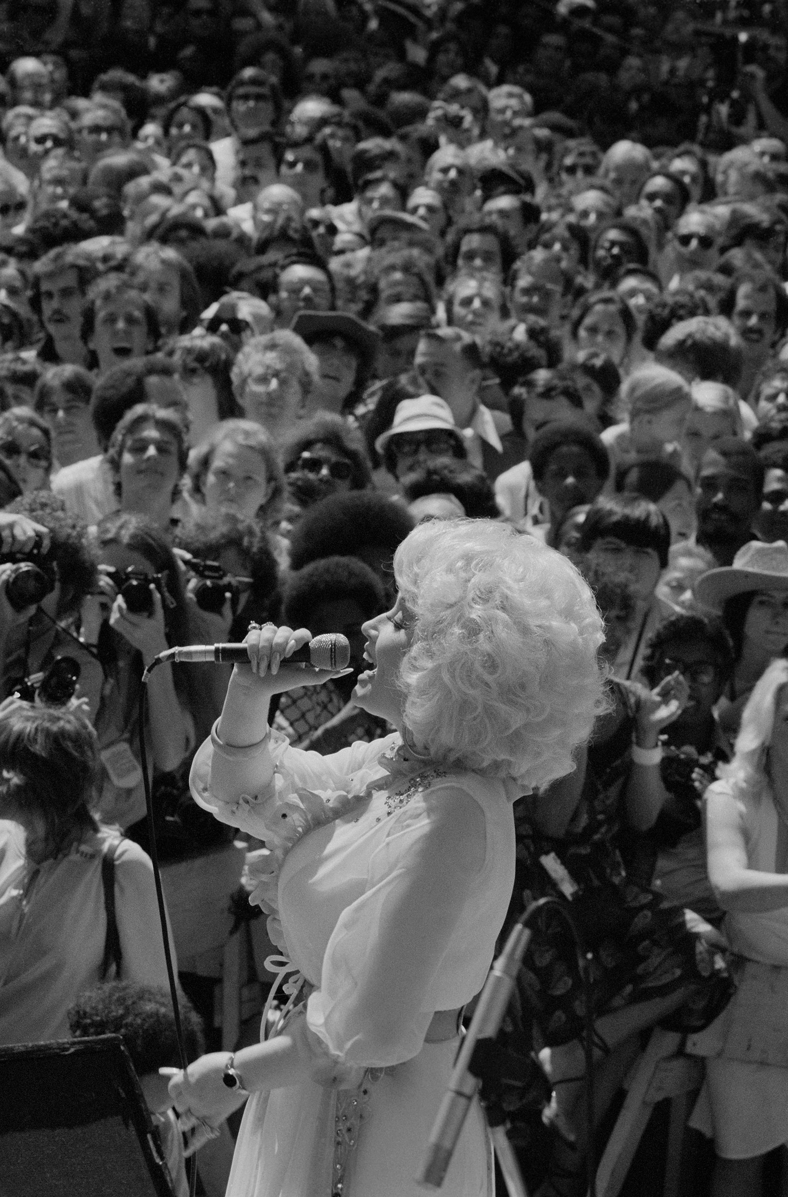 Dolly Parton Loved Us All, Darlin’