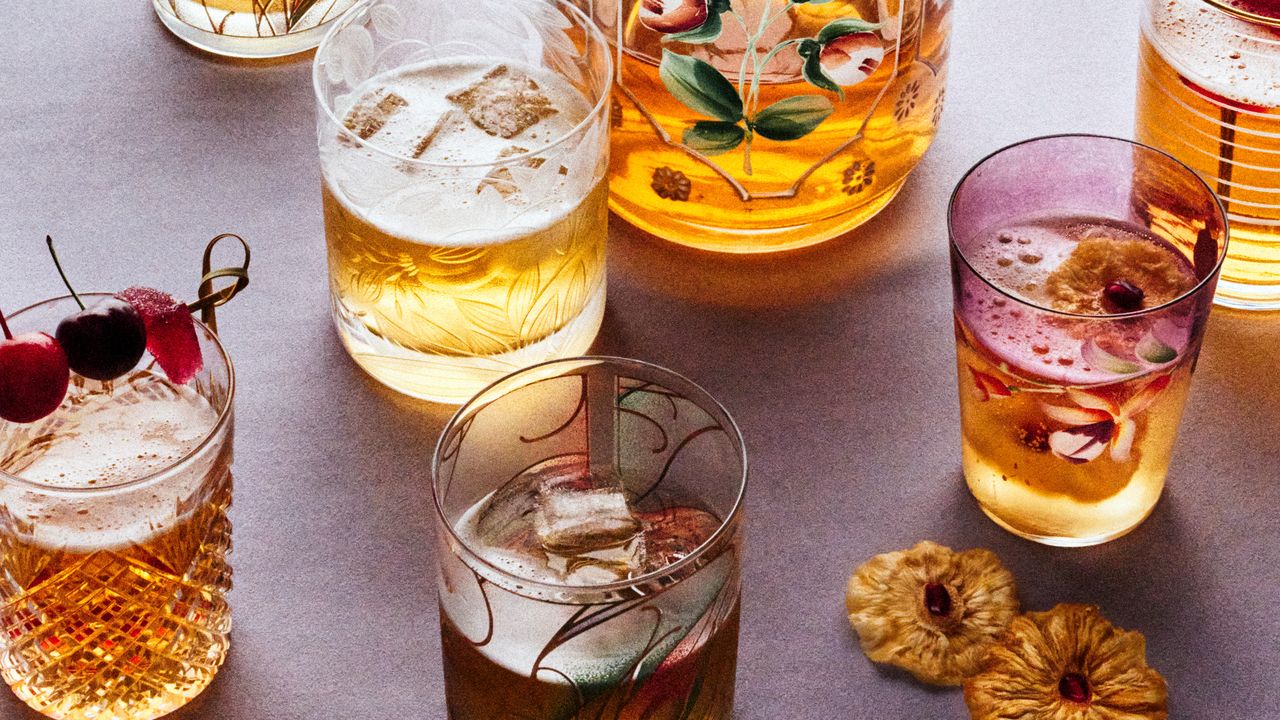 The 2-Ingredient Cocktail I Turn to After a Long Day