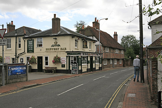 Brewery Bar pub, Winchester Street, Botley - geograph.org.uk - 212794.jpg