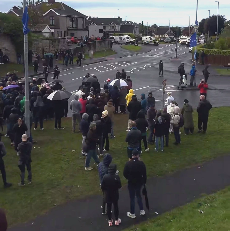 Protestors on Garvaghy Road, September 2026.webp