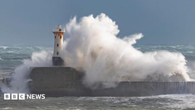 Large waves at Hatton, Aberdeenshire.