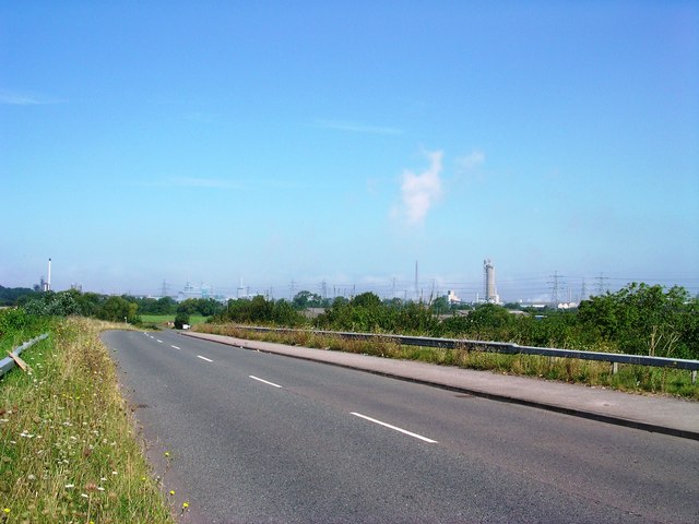 View NW to Industrial Sites by the Severn - geograph.org.uk - 537070.jpg