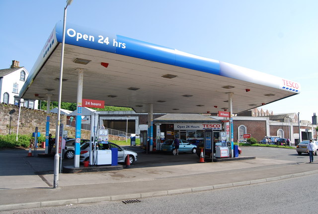 Tesco receipt with fuel coupon showing 8p per litre discount