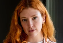 Woman expects unreasonable things from partner.