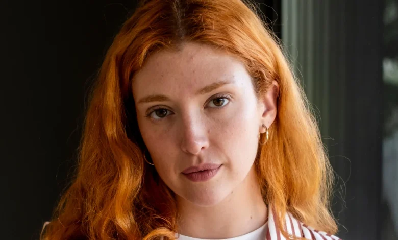 Woman expects unreasonable things from partner.